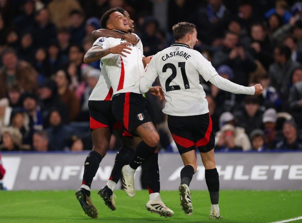 巴媒：西班牙人询问了罗比尼奥儿子小罗比尼奥，球员年底满18