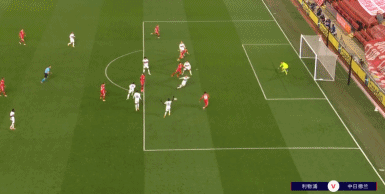 克尔费尔德：成为首位单场对诺伊尔打进两个点球的人？太棒了